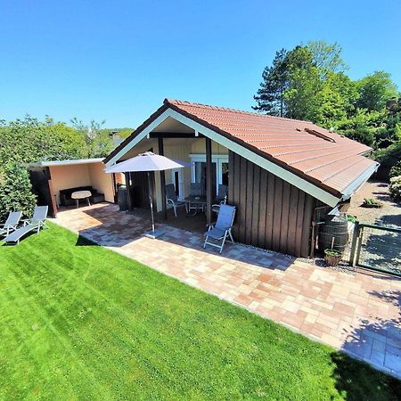 Freistehendes Ferienhaus In Rott Mit Eigenem Garten, Schoener Weitblick, Klimaanlage, Sauna Und Kamin Extertal Luaran gambar